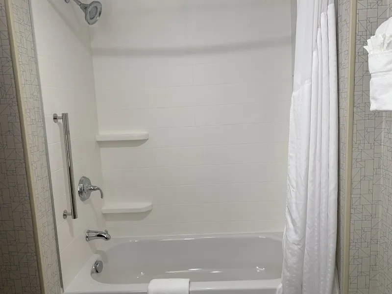 Holiday Inn Express Grand Rapids Airport North by IHG hotel detail image 6