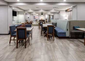 Hampton Inn Monticello hotel thumbnail 2