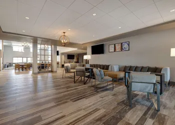 Homewood Suites by Hilton Oak Creek Milwaukee hotel thumbnail 2