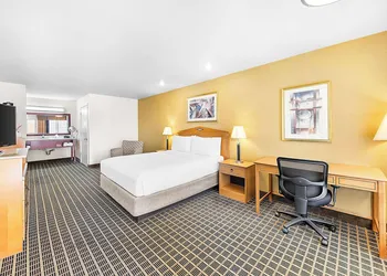 SureStay Plus Hotel by Best Western San Jose Central City hotel thumbnail 4