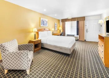 SureStay Plus Hotel by Best Western San Jose Central City hotel thumbnail 5