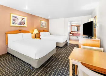 SureStay Plus Hotel by Best Western San Jose Central City hotel thumbnail 8
