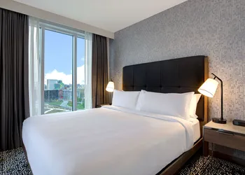 Homewood Suites by Hilton Montreal Downtown, QC hotel thumbnail 6