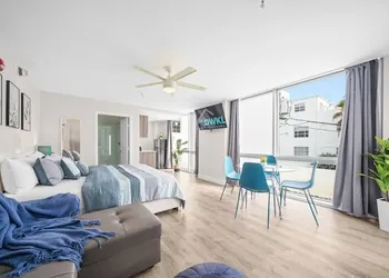 Samantha Apartments by Lowkl hotel thumbnail 4