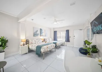 Samantha Apartments by Lowkl hotel thumbnail 6