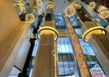 Safi Royal Luxury Metropolitan hotel thumbnail 2