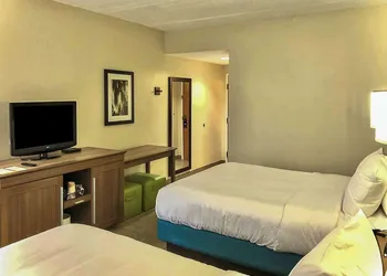 Comfort Inn Darien - North Brunswick hotel thumbnail 8