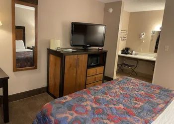Lebo Inn hotel thumbnail 4