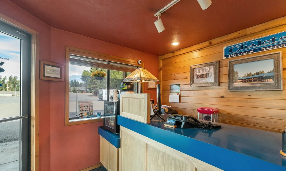 Willamette Pass Inn hotel detail image 2