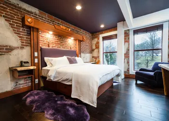 The Horton Hotel and Rooftop Lounge hotel thumbnail 3