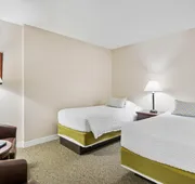 Top Floor Standard Suite Bay View hotel detail image 4