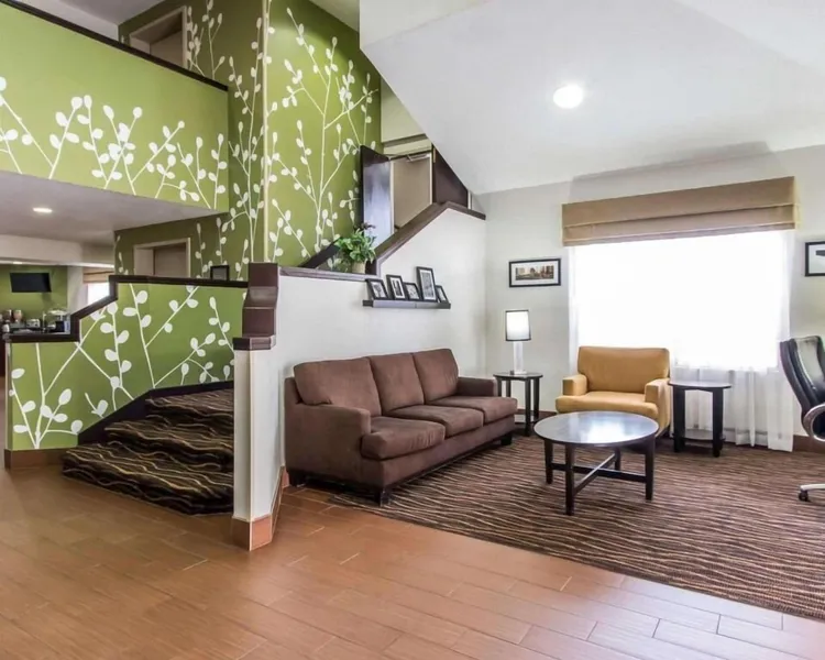 The Douillet by Demeure Hotels hotel detail image 2