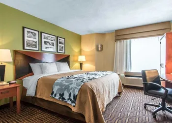 The Douillet by Demeure Hotels hotel thumbnail 5