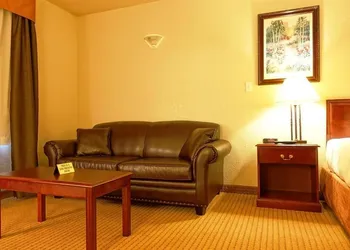 Gold Circle Inn hotel thumbnail 7