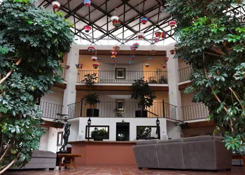El Diezmo Hotel hotel thumbnail 2