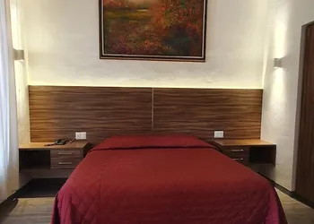 El Diezmo Hotel hotel thumbnail 4