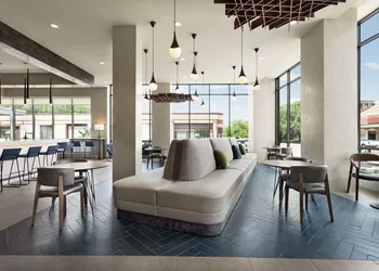 Home2 Suites By Hilton Minneapolis University Area hotel thumbnail 2