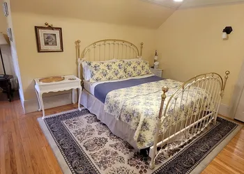 Pinschower Inn hotel thumbnail 3