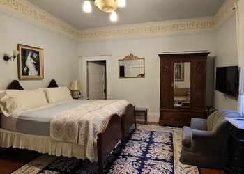 Pinschower Inn hotel thumbnail 4