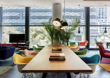 citizenM Miami Brickell hotel thumbnail 6