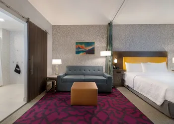 Home2 Suites By Hilton Redding hotel thumbnail 7