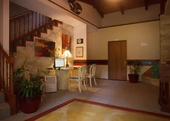 Lokahi Lodge hotel thumbnail 2