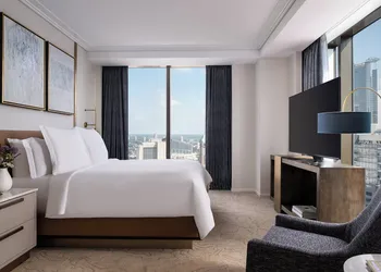 Four Seasons Hotel Minneapolis hotel thumbnail 4