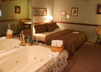 Sleepy Forest Cottages hotel thumbnail 4