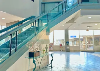 Quality Inn Fort Worth - Downtown East hotel thumbnail 2