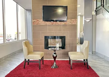 Quality Inn Fort Worth - Downtown East hotel thumbnail 5