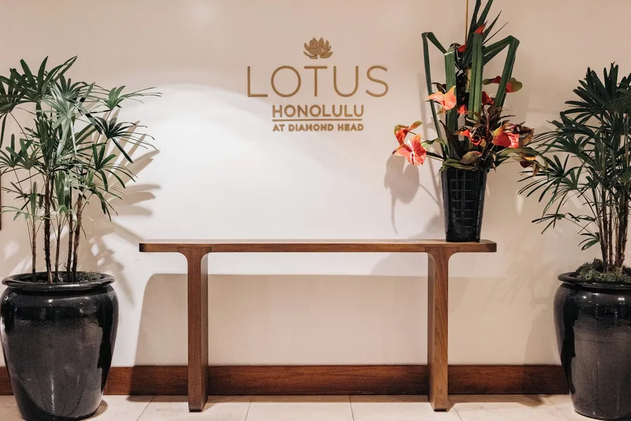 Lotus Honolulu at Diamond Head hotel detail image 2