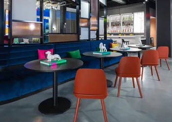 Aloft Savannah Airport hotel thumbnail 3