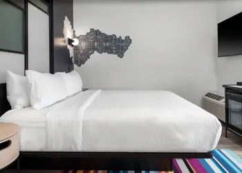 Aloft Savannah Airport hotel thumbnail 8
