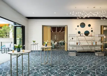 Astra Hotel, Seattle, A Tribute Portfolio Hotel by Marriott hotel thumbnail 3