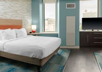Home2 Suites by Hilton St. Louis Downtown hotel thumbnail 7