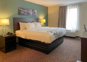 Sleep Inn & Suites - Coliseum Area hotel thumbnail 4