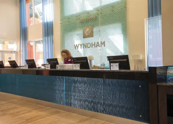 Club Wyndham Palm-Aire hotel thumbnail 2