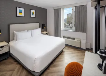 voco Times Square South New York by IHG hotel thumbnail 3