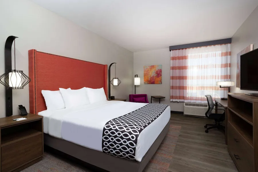 La Quinta Inn & Suites By Wyndham Pflugerville hotel detail image 6