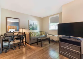 Extended Stay America Premier Suites - Miami - Airport - Doral - 25th Street hotel thumbnail 4