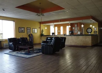 USA Inn Junction City Near Fort Riley hotel thumbnail 2