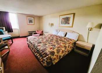 USA Inn Junction City Near Fort Riley hotel thumbnail 4
