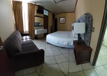 Hotel El Cortés hotel thumbnail 2