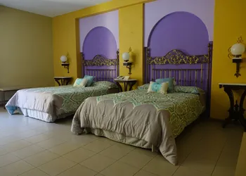 Hotel América Colima hotel thumbnail 6