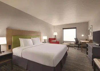 Country Inn & Suites by Radisson, RJ Stadium - Tampa Airport East hotel thumbnail 5