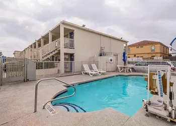Ocean Inn South Padre Island hotel thumbnail 6