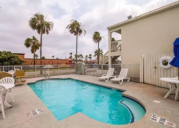 Ocean Inn South Padre Island hotel thumbnail 7