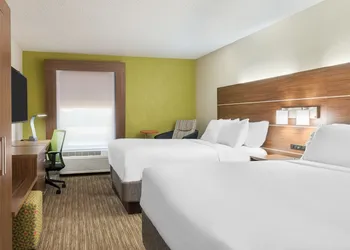 Holiday Inn Express Hotel & Suites Bentonville by IHG hotel thumbnail 5