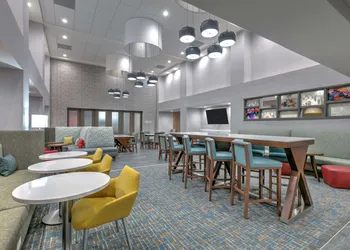 Hampton Inn & Suites Port Lavaca hotel thumbnail 2