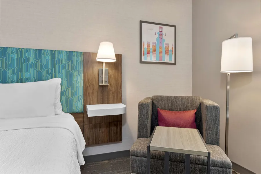 Hampton Inn By Hilton Cornwall hotel detail image 6